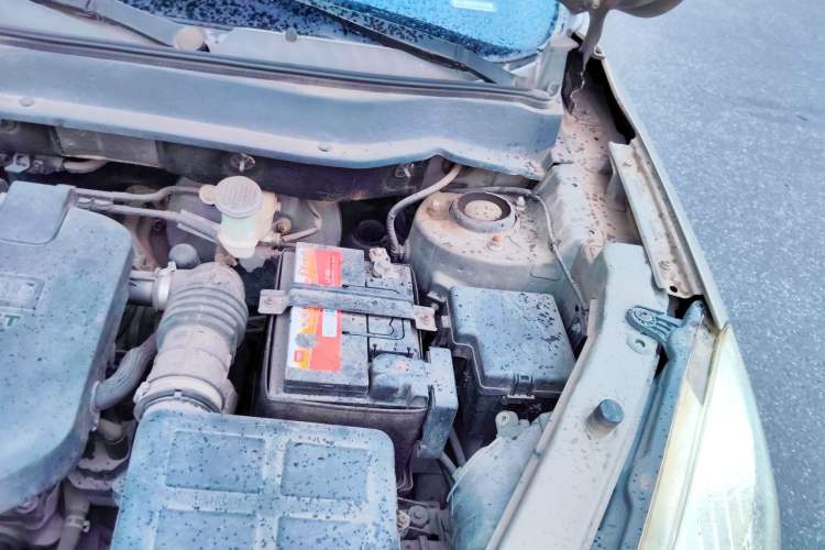 Used CHANGAN CS35 2016 1.6L Automatic Luxury Model China IV Standard Engine Bay Left