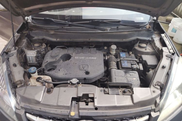 Used CHANGAN CS35 2016 1.6L Manual Luxury Model China IV Standard Engine Bay
