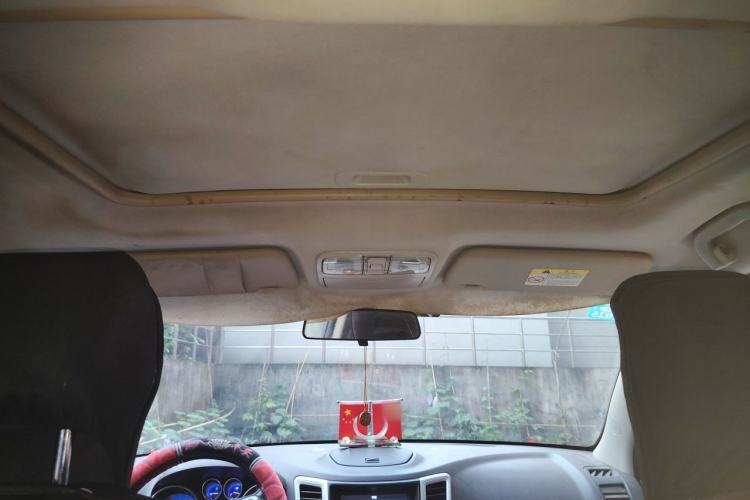 Used CHANGAN CS35 2016 1.6L Manual Luxury Model China IV Standard Headliner