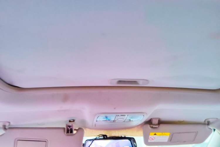 Used CHANGAN CS35 2016 1.6L Automatic Luxury Model China IV Standard Headliner