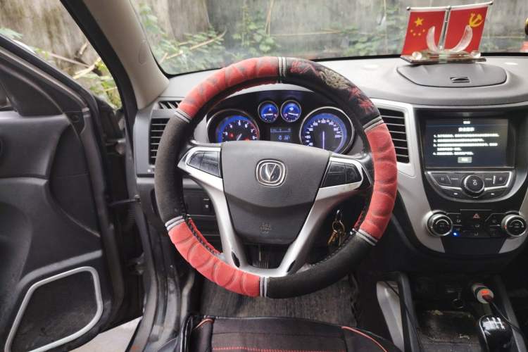 Used CHANGAN CS35 2016 1.6L Manual Luxury Model China IV Standard Steering Wheel