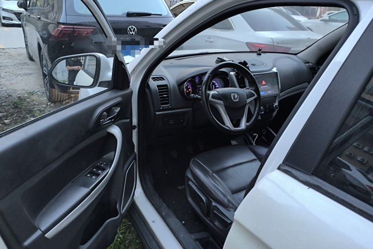 Used CHANGAN CS35 2016 1.6L Manual Luxury Model China V Standard Driver Seat