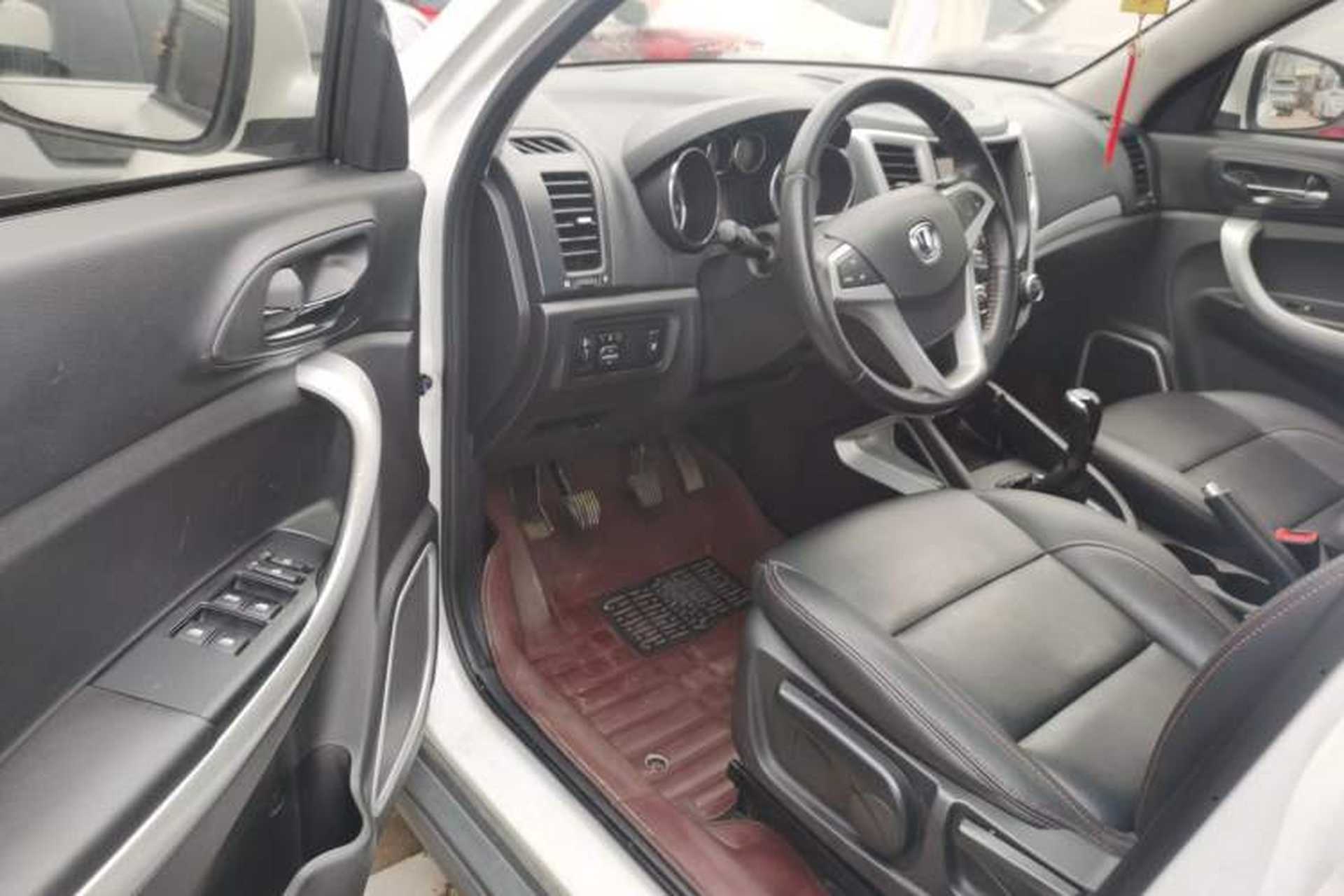 Used CHANGAN CS35 2016 1.6L Manual Luxury Model China V Standard Driver Seat