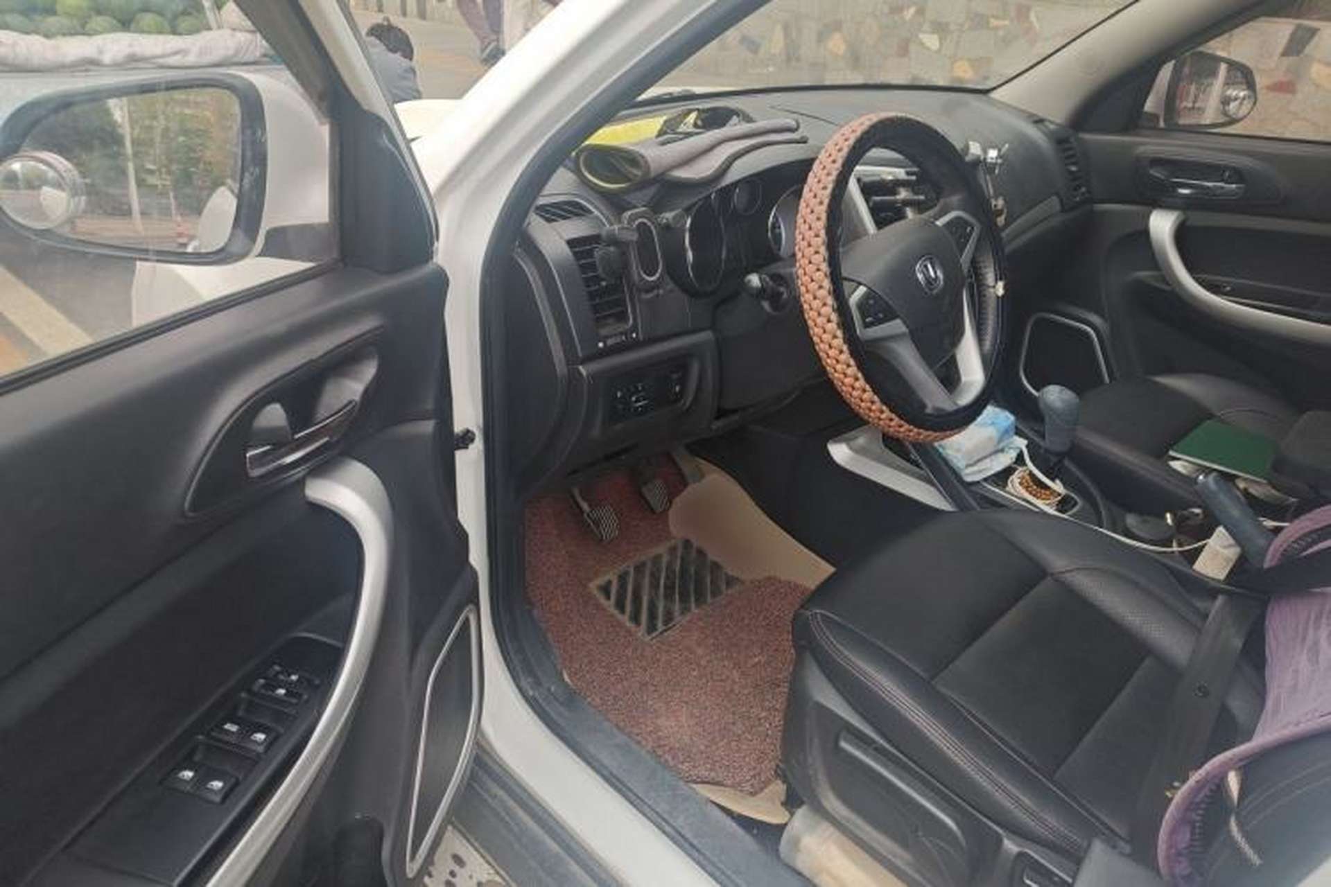 Used CHANGAN CS35 2016 1.6L Manual Luxury Model China V Standard Driver Seat