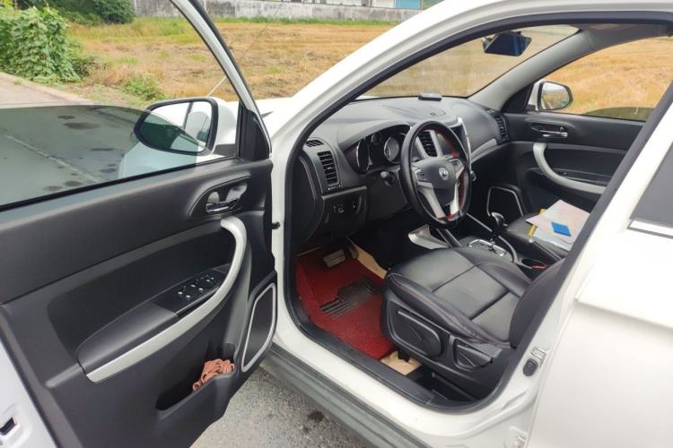 Used CHANGAN CS35 2016 1.6L Automatic Luxury Model China V Standard Driver Seat
