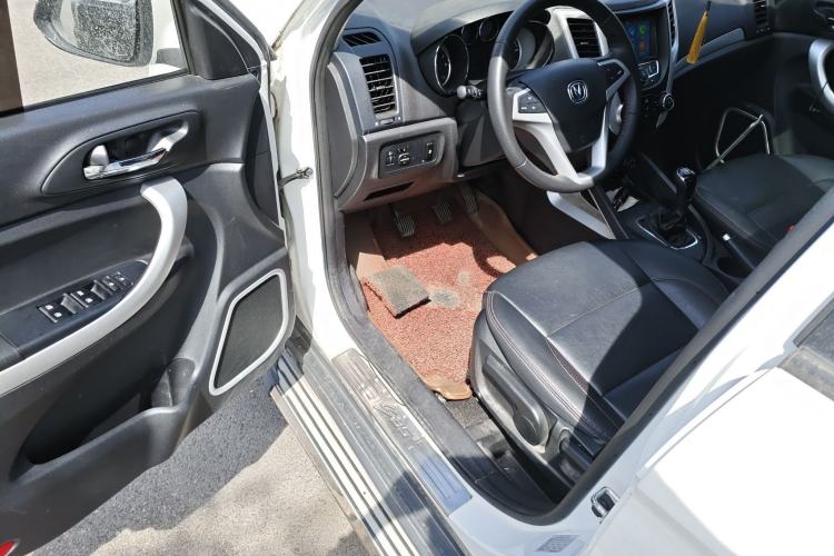 Used CHANGAN CS35 2016 1.6L Manual Luxury Model China V Standard Driver Seat