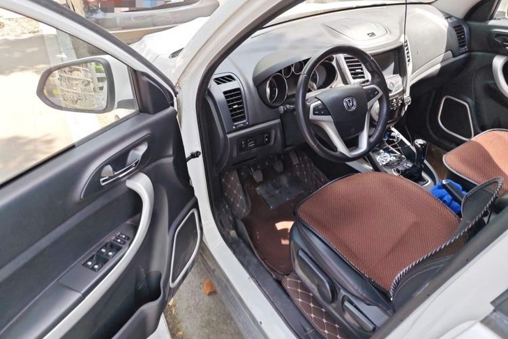 Used CHANGAN CS35 2016 1.6L Manual Luxury Model China V Standard Driver Seat