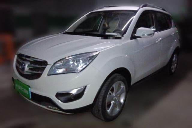 Used CHANGAN CS35 2016 1.6L Automatic Prestige Model China V Standard