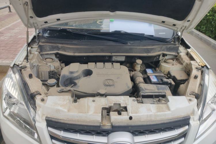 Used CHANGAN CS35 2016 1.6L Automatic Luxury Model China IV Standard Engine Bay