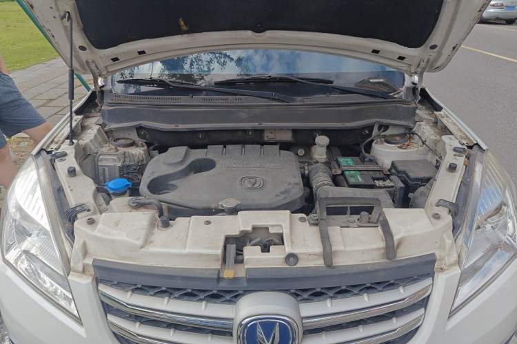 Used CHANGAN CS35 2016 1.6L Automatic Luxury Model China V Standard Engine Bay