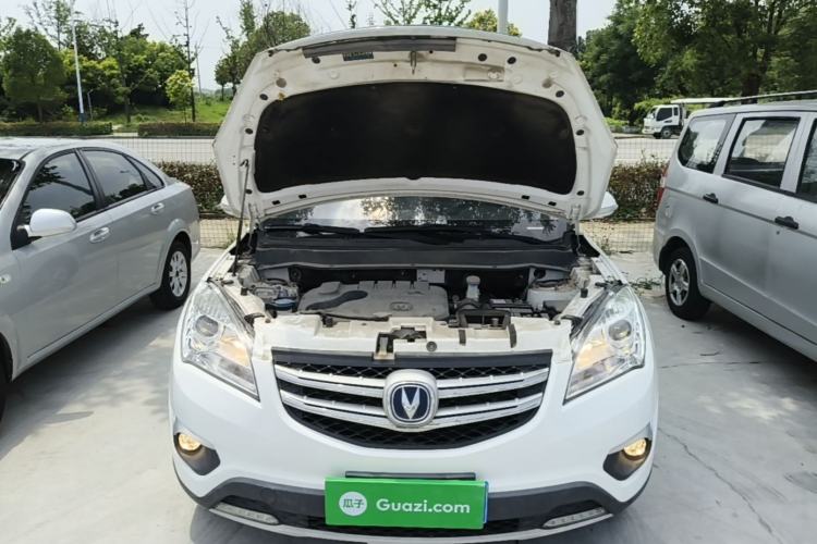 Used CHANGAN CS35 2016 1.6L Automatic Luxury Model China IV Standard Engine Bay