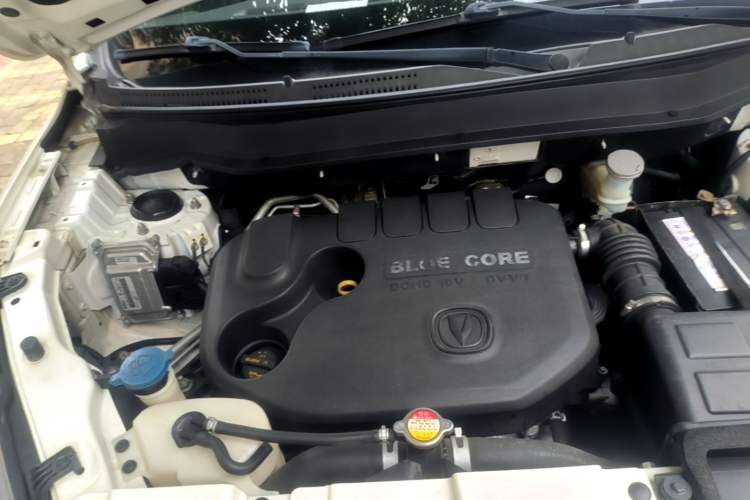 Used CHANGAN CS35 2016 1.6L Manual Luxury Model China V Standard Engine Bay