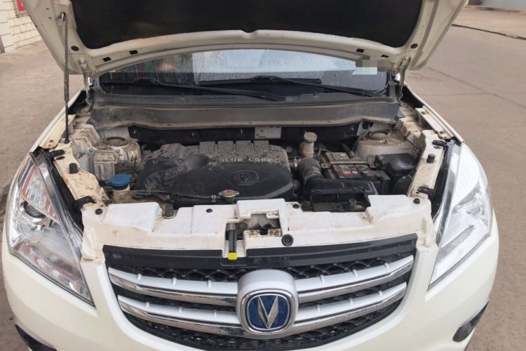 Used CHANGAN CS35 2016 1.6L Manual Luxury Model China IV Standard Engine Bay