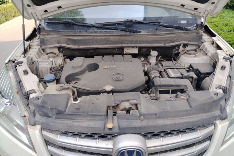 Used CHANGAN CS35 2016 1.6L Manual Luxury Model China V Standard Engine Bay
