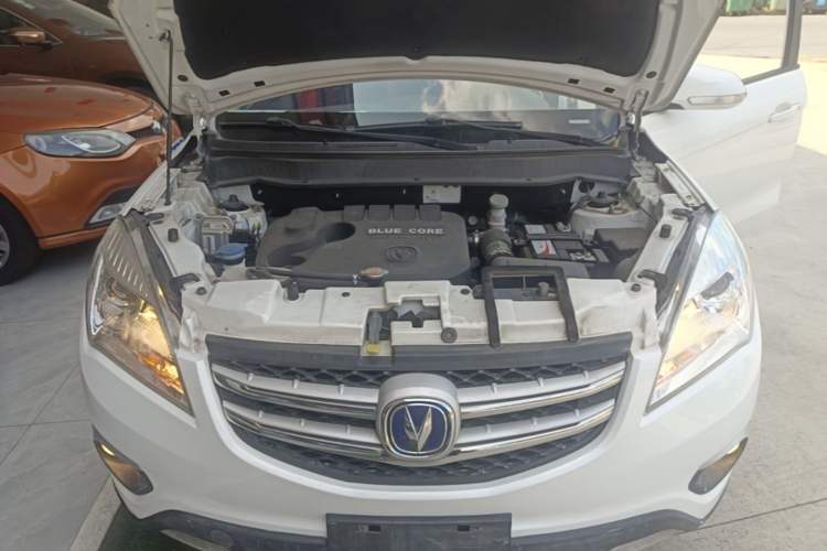 Used CHANGAN CS35 2016 1.6L Manual Luxury Model China V Standard Engine Bay
