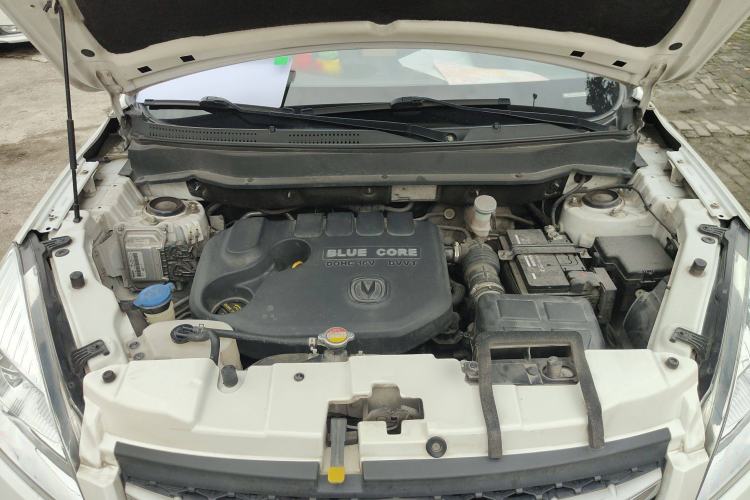 Used CHANGAN CS35 2016 1.6L Manual Luxury Model China IV Standard Engine Bay