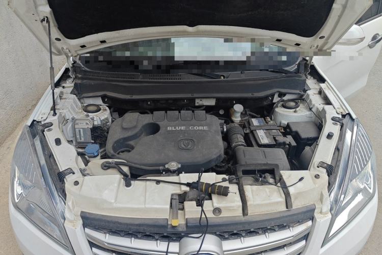 Used CHANGAN CS35 2016 1.6L Manual Luxury Model China V Standard Engine Bay
