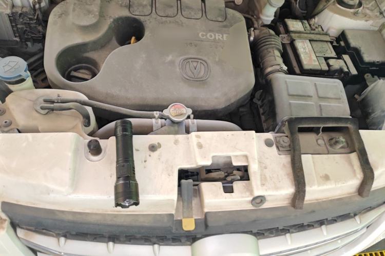 Used CHANGAN CS35 2016 1.6L Automatic Luxury Model China IV Standard Engine Bay