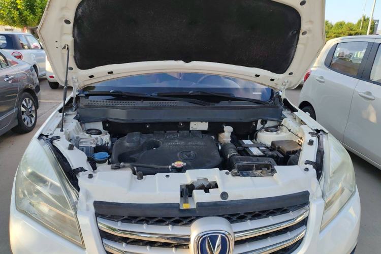 Used CHANGAN CS35 2016 1.6L Automatic Luxury Model China V Standard Engine Bay