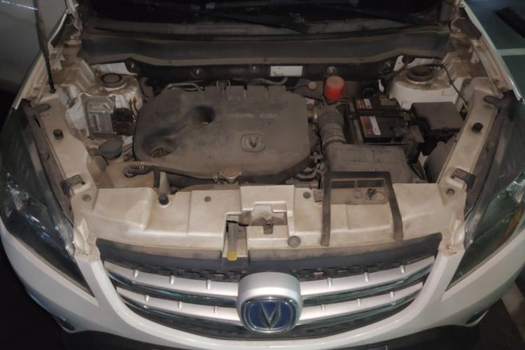 Used CHANGAN CS35 2016 1.6L Automatic Luxury Model China IV Standard Engine Bay