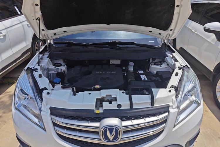 Used CHANGAN CS35 2016 1.6L Manual Luxury Model China V Standard Engine Bay