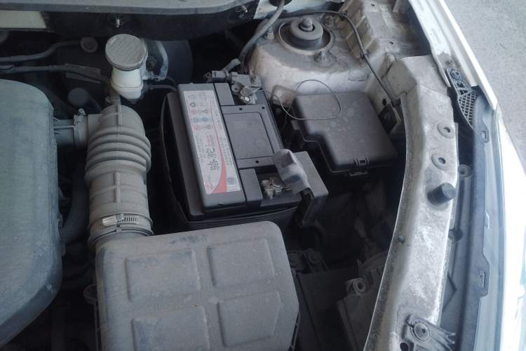 Used CHANGAN CS35 2016 1.6L Automatic Luxury Model China IV Standard Engine Bay Left