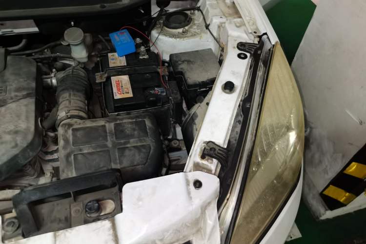 Used CHANGAN CS35 2016 1.6L Manual Luxury Model China IV Standard Engine Bay Left