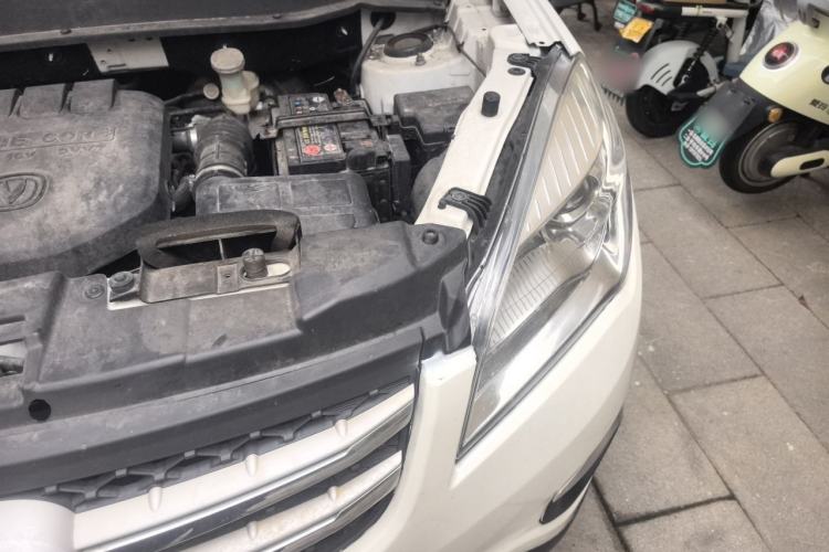 Used CHANGAN CS35 2016 1.6L Automatic Luxury Model China IV Standard Engine Bay Left