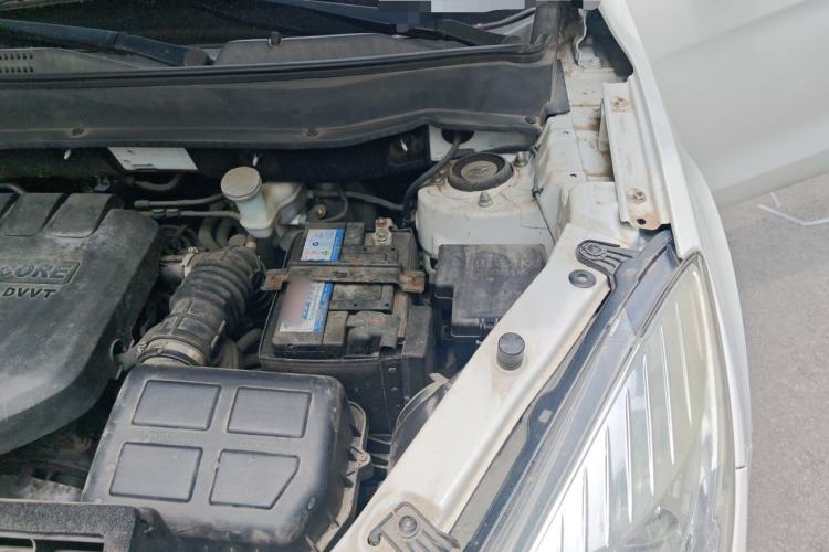 Used CHANGAN CS35 2016 1.6L Manual Luxury Model China IV Standard Engine Bay Left