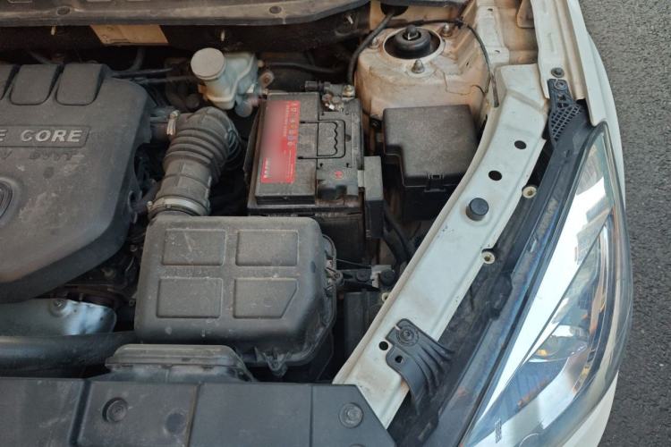 Used CHANGAN CS35 2016 1.6L Manual Luxury Model China IV Standard Engine Bay Left