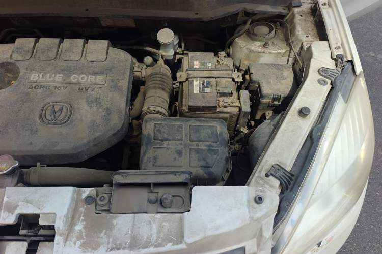 Used CHANGAN CS35 2016 1.6L Manual Luxury Model China V Standard Engine Bay Left