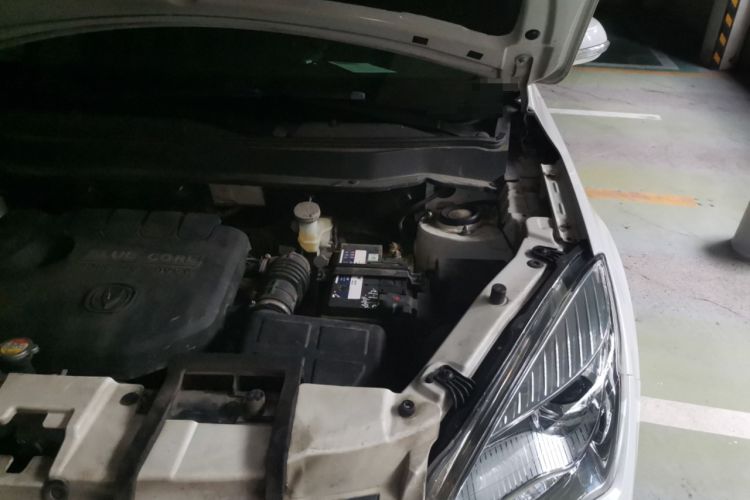 Used CHANGAN CS35 2016 1.6L Manual Luxury Model China IV Standard Engine Bay Left