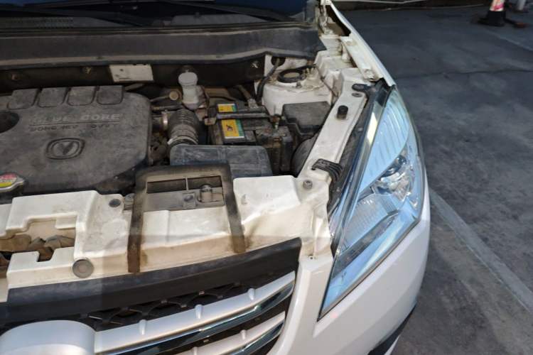 Used CHANGAN CS35 2016 1.6L Manual Luxury Model China V Standard Engine Bay Left