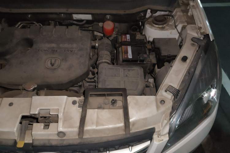 Used CHANGAN CS35 2016 1.6L Automatic Luxury Model China IV Standard Engine Bay Left