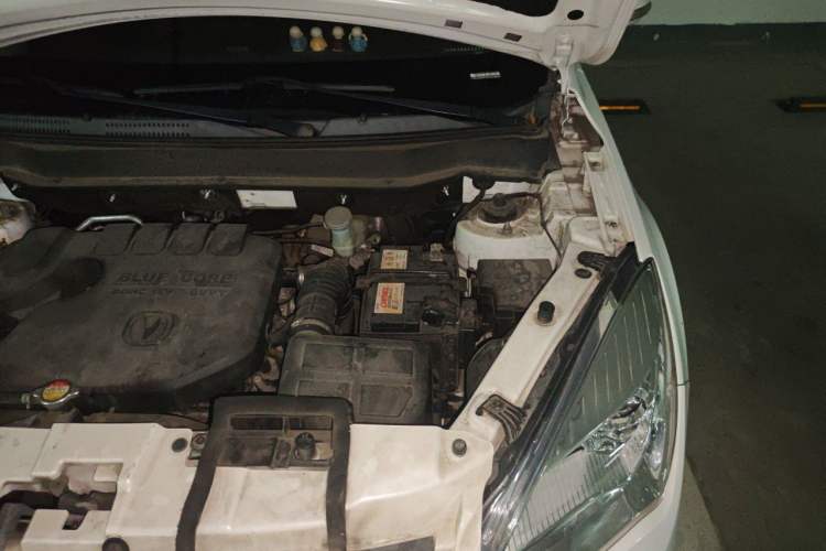 Used CHANGAN CS35 2016 1.6L Automatic Luxury Model China V Standard Engine Bay Left