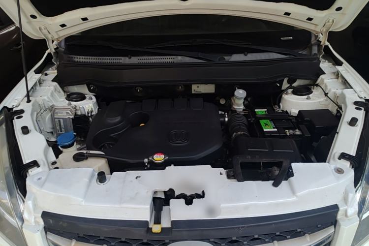 Used CHANGAN CS35 2016 1.6L Automatic Luxury Model China V Standard Engine Bay