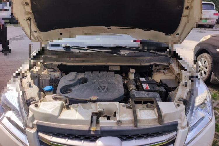 Used CHANGAN CS35 2016 1.6L Automatic Luxury Model China IV Standard Engine Bay