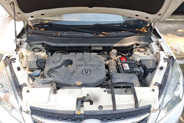 Used CHANGAN CS35 2016 1.6L Manual Luxury Model China V Standard Engine Bay