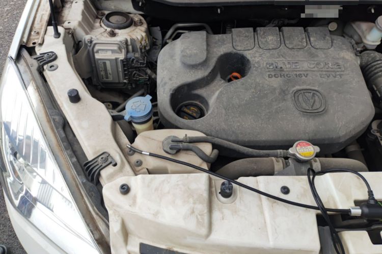 Used CHANGAN CS35 2016 1.6L Manual Luxury Model China IV Standard Engine Bay Right