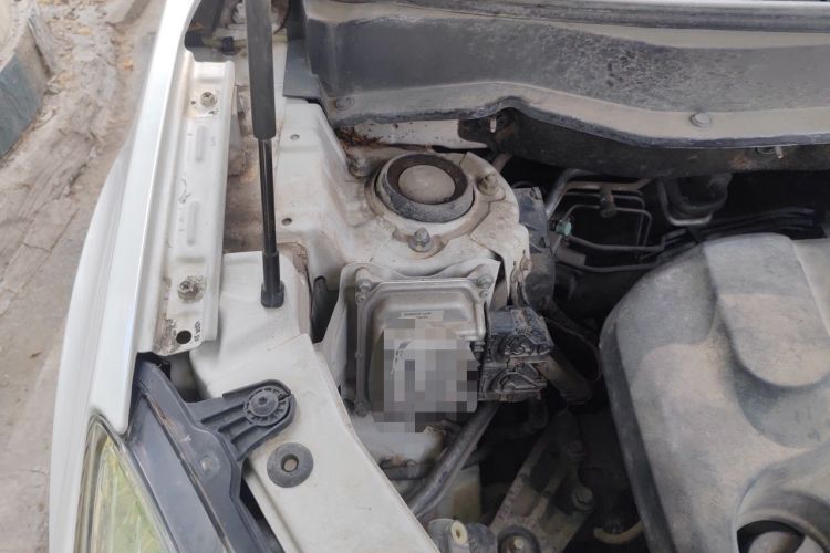 Used CHANGAN CS35 2016 1.6L Manual Luxury Model China V Standard Engine Bay Right