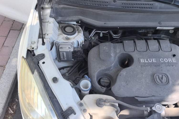 Used CHANGAN CS35 2016 1.6L Manual Luxury Model China IV Standard Engine Bay Right