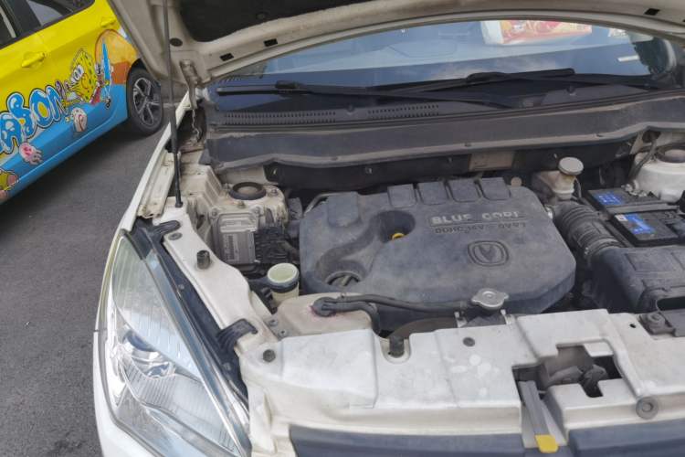 Used CHANGAN CS35 2016 1.6L Automatic Luxury Model China IV Standard Engine Bay Right