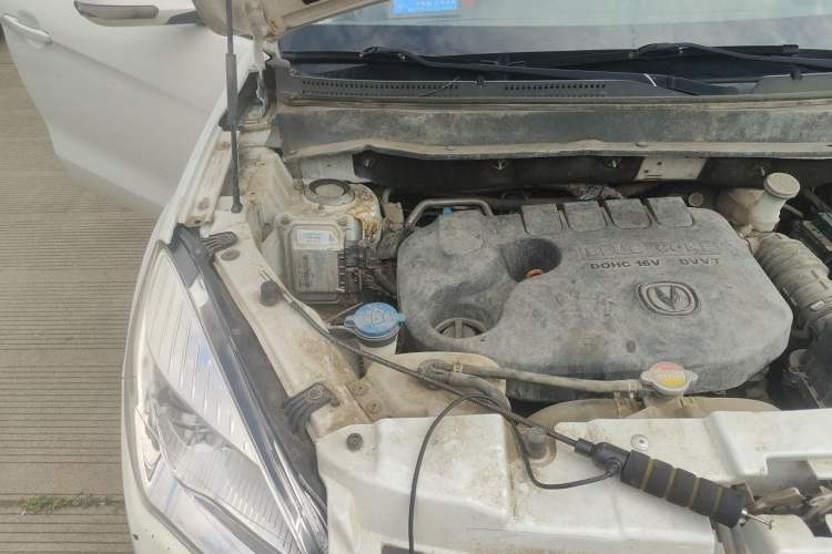 Used CHANGAN CS35 2016 1.6L Manual Luxury Model China IV Standard Engine Bay Right