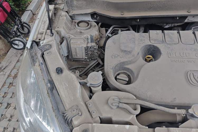 Used CHANGAN CS35 2016 1.6L Manual Luxury Model China IV Standard Engine Bay Right