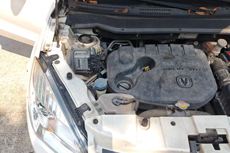 Used CHANGAN CS35 2016 1.6L Manual Luxury Model China V Standard Engine Bay Right