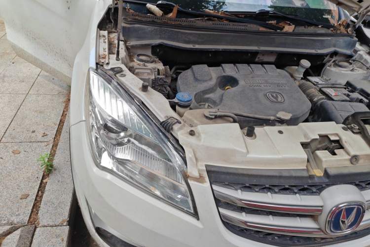 Used CHANGAN CS35 2016 1.6L Manual Luxury Model China V Standard Engine Bay Right