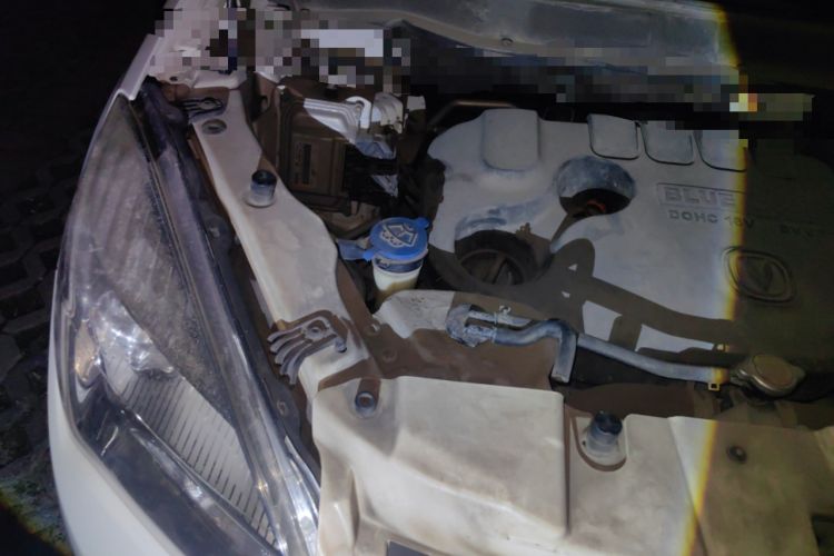 Used CHANGAN CS35 2016 1.6L Manual Luxury Model China IV Standard Engine Bay Right
