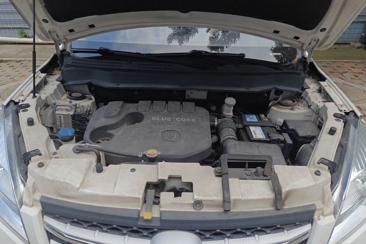 Used CHANGAN CS35 2016 1.6L Manual Luxury Model China V Standard Engine Bay