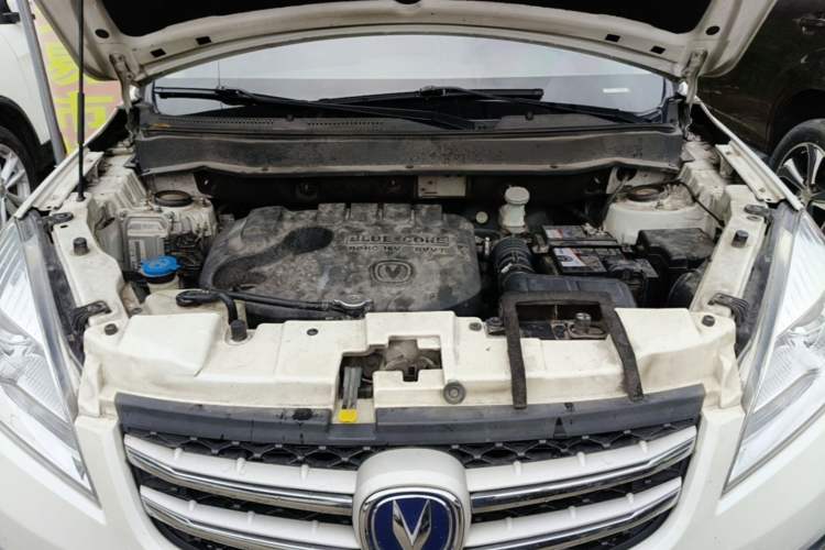 Used CHANGAN CS35 2016 1.6L Automatic Luxury Model China IV Standard Engine Bay