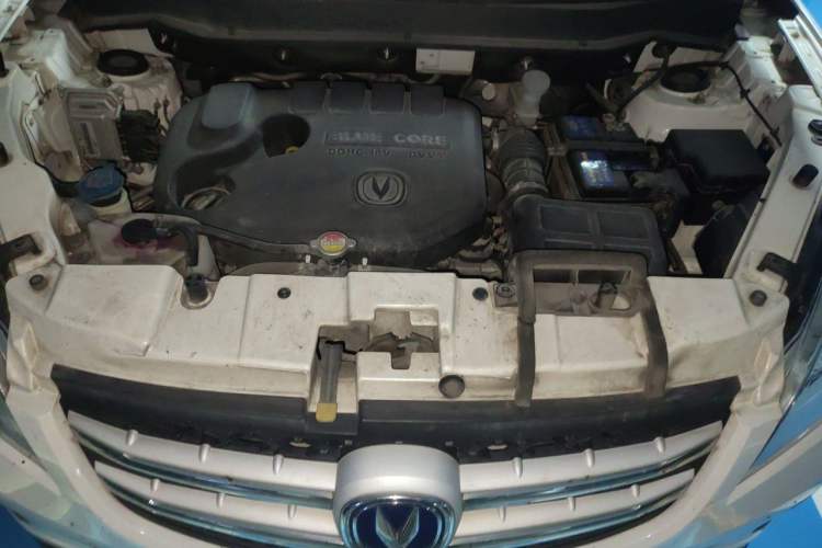 Used CHANGAN CS35 2016 1.6L Automatic Luxury Model China IV Standard Engine Bay